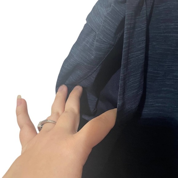 LULULEMON T.H.E. Short Linerless in Heather Allover Iron Blue True Navy - Picture 3 of 13